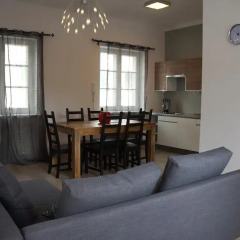 Отель Royal Route Residence Апартаменты с разными типами кроватей