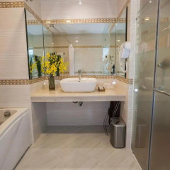Golden Star Hotel - 60 Le Thanh Ton 2* Люкс с различными типами кроватей фото 6