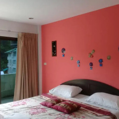 Отель Patong Bay Guesthouse 2* Улучшенный номер с различными типами кроватей фото 7