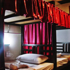 U Hostel Кровать в мужском общем номере фото 3