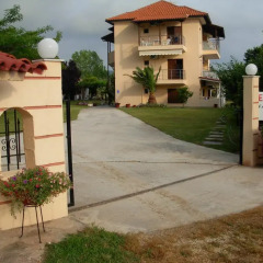 Отель Evangelia's Family House Греция, Ситония - отзывы, цены и фото номеров - забронировать отель Evangelia's Family House онлайн парковка