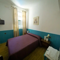 Отель Hostal La Muralla Номер категории Эконом с различными типами кроватей фото 2