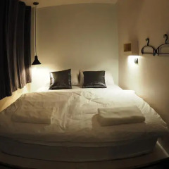 Отель Box Poshtel Phuket Стандартный номер с различными типами кроватей фото 6