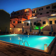 Отель Corfu Residence Греция, Корфу - отзывы, цены и фото номеров - забронировать отель Corfu Residence онлайн бассейн фото 3