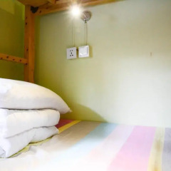 Blacksmith Hostel Кровать в женском общем номере с двухъярусной кроватью фото 2
