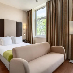 Отель NH Amsterdam Centre 4* Стандартный номер с двуспальной кроватью фото 2