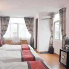 Hanoi Downtown Hotel 2* Стандартный номер с различными типами кроватей