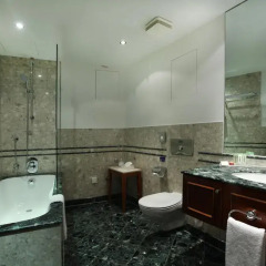 Lindner Hotel & Residence Main Plaza 4* Номер Бизнес с различными типами кроватей