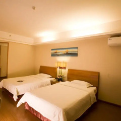 Holiday Villa Hotel & Residence Guangzhou 3* Улучшенный номер с 2 отдельными кроватями фото 3