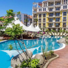 Отель Bulgarienhus Harmony Suites Apartments Болгария, Солнечный берег - отзывы, цены и фото номеров - забронировать отель Bulgarienhus Harmony Suites Apartments онлайн бассейн