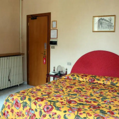 Hotel Italia 3* Стандартный номер с различными типами кроватей фото 3