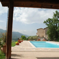 Отель Il Castello Di Perchia Сполето бассейн фото 3