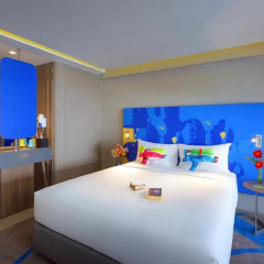 Отель ibis Styles Bangkok Khaosan Viengtai 3* Стандартный семейный номер с разными типами кроватей фото 4
