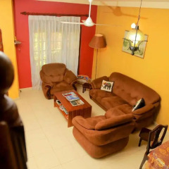 Отель Holiday Nest Bed and Breakfast интерьер отеля фото 3