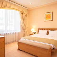 Marins Park Hotel Rostov 3* Улучшенные апартаменты с разными типами кроватей фото 3