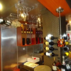 Firstview Luxury Apartment Hotel гостиничный бар