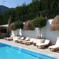 Marina Boutique Fethiye Турция, Фетхие - 1 отзыв об отеле, цены и фото номеров - забронировать отель Marina Boutique Fethiye онлайн бассейн фото 2