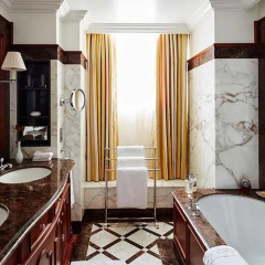Отель The Lanesborough, an Oetker Collection Hotel Великобритания, Лондон - 8 отзывов об отеле, цены и фото номеров - забронировать отель The Lanesborough, an Oetker Collection Hotel онлайн ванная фото 2