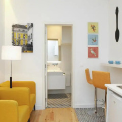 Отель Alfama Yellow House 2* Улучшенная студия с различными типами кроватей фото 10