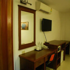 Отель Patong Budget Rooms Улучшенный номер с различными типами кроватей фото 2