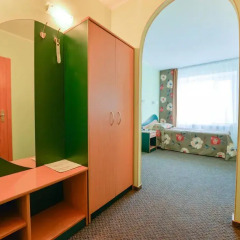 Гостиница Маяк (корпус Омь) в Омске 1 отзыв об отеле, цены и фото номеров - забронировать гостиницу Маяк (корпус Омь) онлайн Омск детские мероприятия