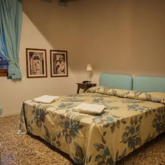 Отель Locanda Ai Santi Apostoli 3* Стандартный номер с различными типами кроватей фото 5