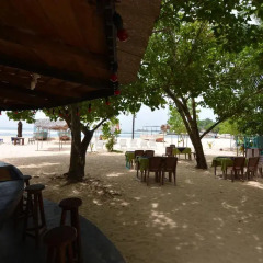 Отель Sea View Deepal Villa гостиничный бар