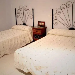 Отель Hostal Restaurante El Paso Стандартный номер с двуспальной кроватью фото 10