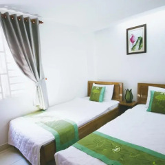 CK Saigon Central Hotel 2* Улучшенный номер с 2 отдельными кроватями фото 2
