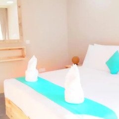 Отель Amvoj Maldives Thulusdhoo 4* Номер Делюкс фото 4