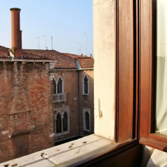 Отель Pesaro Palace Италия, Венеция - отзывы, цены и фото номеров - забронировать отель Pesaro Palace онлайн балкон