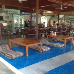 Отель Family Tanote Bay Resort бассейн