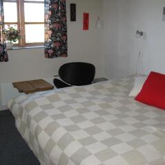 Отель Motel Herning 2* Стандартный номер с двуспальной кроватью (общая ванная комната)