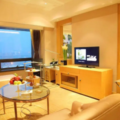 Shanghai Hongqiao Airport Hotel 4* Представительский люкс с различными типами кроватей фото 6