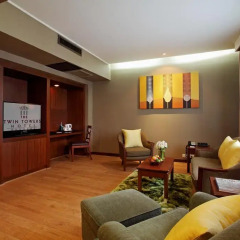 Twin Towers Hotel спа