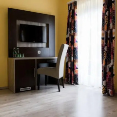 Отель Restaurant Villa Flora 3* Стандартный номер фото 4