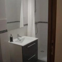 Отель Appartement Saint Emilion Франция, Сент-Эмильон - отзывы, цены и фото номеров - забронировать отель Appartement Saint Emilion онлайн ванная фото 2