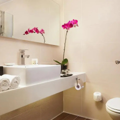 Village Hotel Bugis 4* Стандартный номер с различными типами кроватей фото 7
