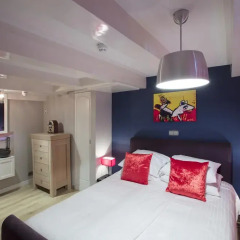 Апартаменты Dutch Masters Short Stay Apartments комната для гостей фото 4