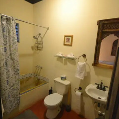 Отель Katamah Guesthouse 4* Стандартный номер фото 17