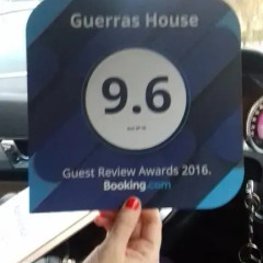 Отель Guerras House спортивное сооружение
