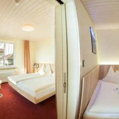 Leoneck Swiss Hotel 3* Стандартный номер с различными типами кроватей