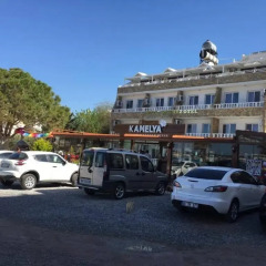 Kusmez Hotel Турция, Алтинкум - отзывы, цены и фото номеров - забронировать отель Kusmez Hotel онлайн парковка