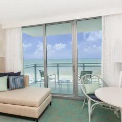 Отель Wyndham Grand Clearwater Beach 4* Номер Делюкс с двуспальной кроватью фото 10