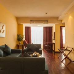 Отель Chicago Suites International 4* Апартаменты фото 2