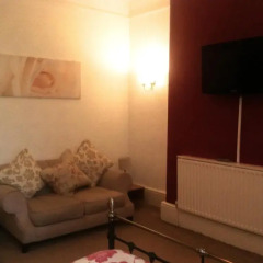 Отель Adelaide House комната для гостей