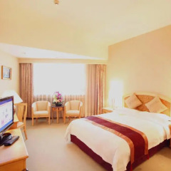 Century Plaza Hotel 3* Номер Делюкс с различными типами кроватей фото 6