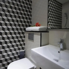 Hotel 81 (Premier) Hollywood 2* Улучшенный номер с различными типами кроватей фото 3