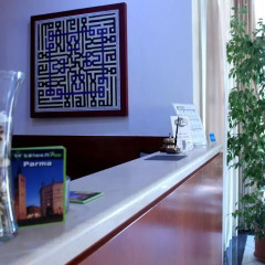 Hotel Leonardo Парма спа