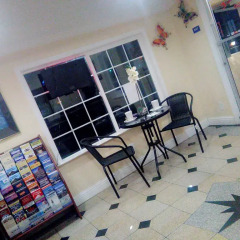 Отель Holiday Motel Oakdale интерьер отеля